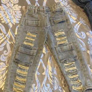 Distressed Denim Jeans with Pockets